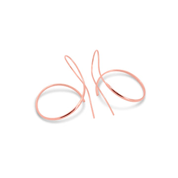 B earrings in rose gold