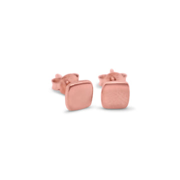 Curvy square studs in rose gold