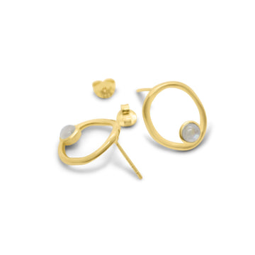 Circle earrings with moonstone gold