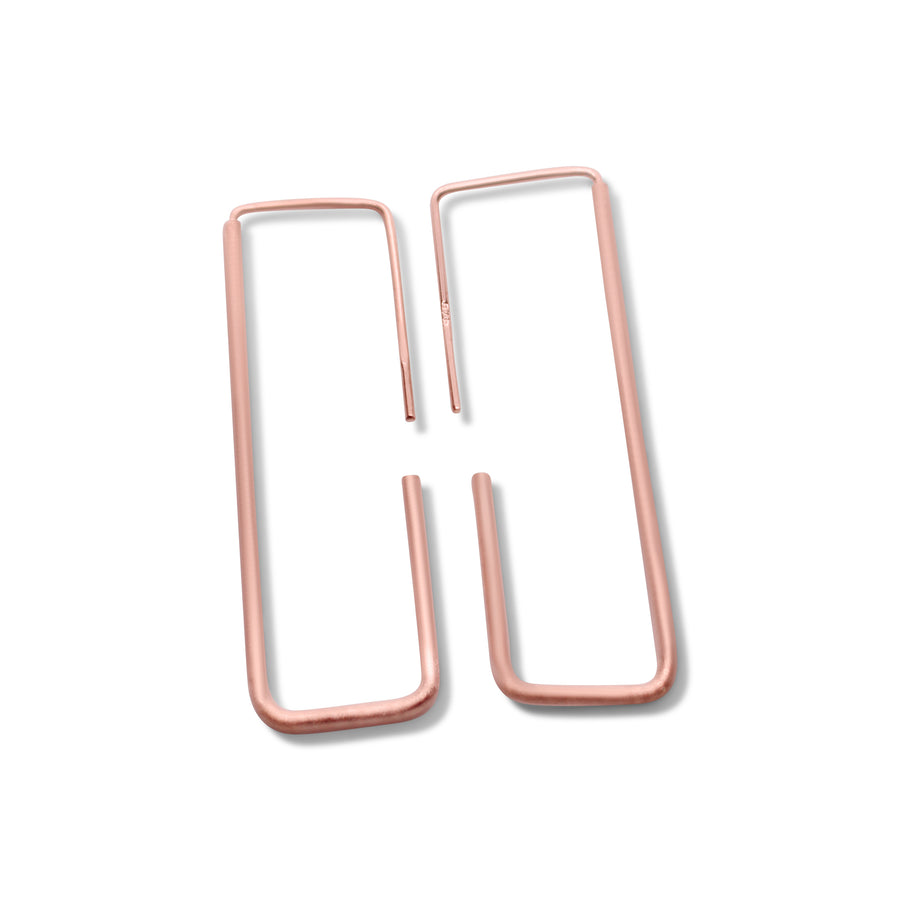 Almost there earrings in rose gold