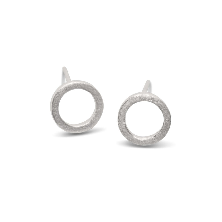 Circle studs silver