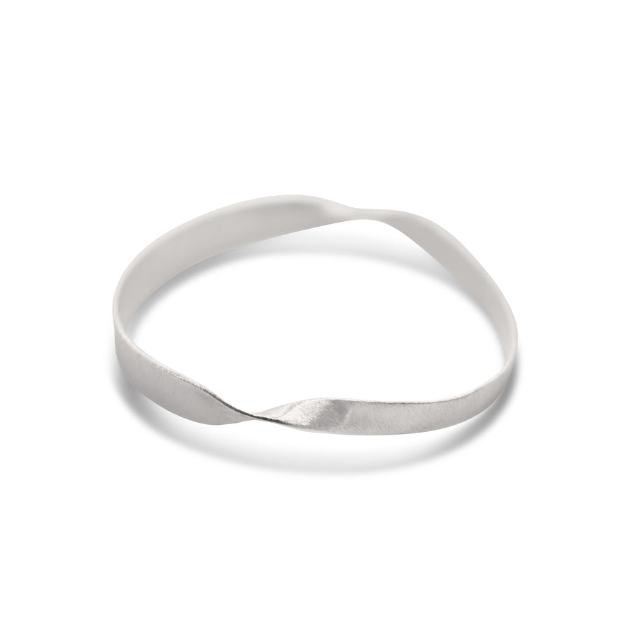Twisted bracelet