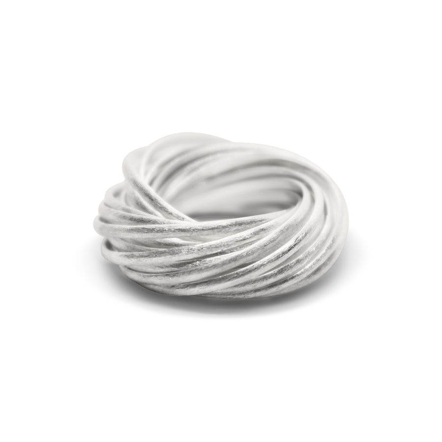 Intertwined ring silver