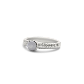 Textured gem ring silver