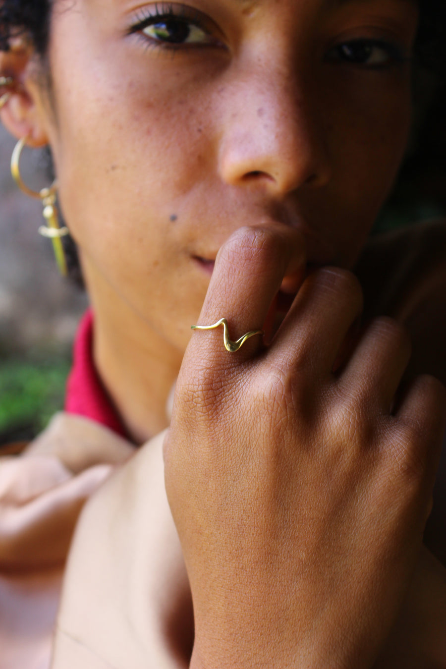 Tides ring gold