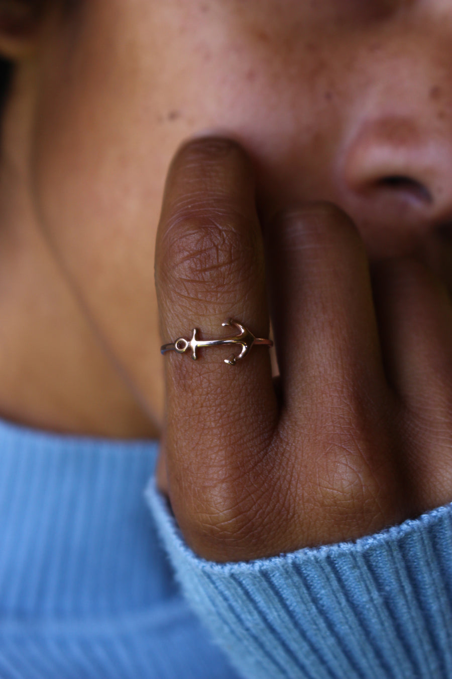 Anchor ring in rose gold