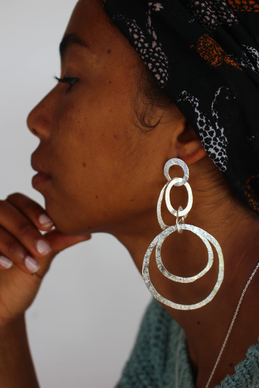 Chaos hoops textured earings