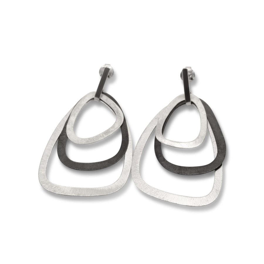 Tectonic plates earrings in silver and black