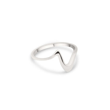 Tides ring in silver